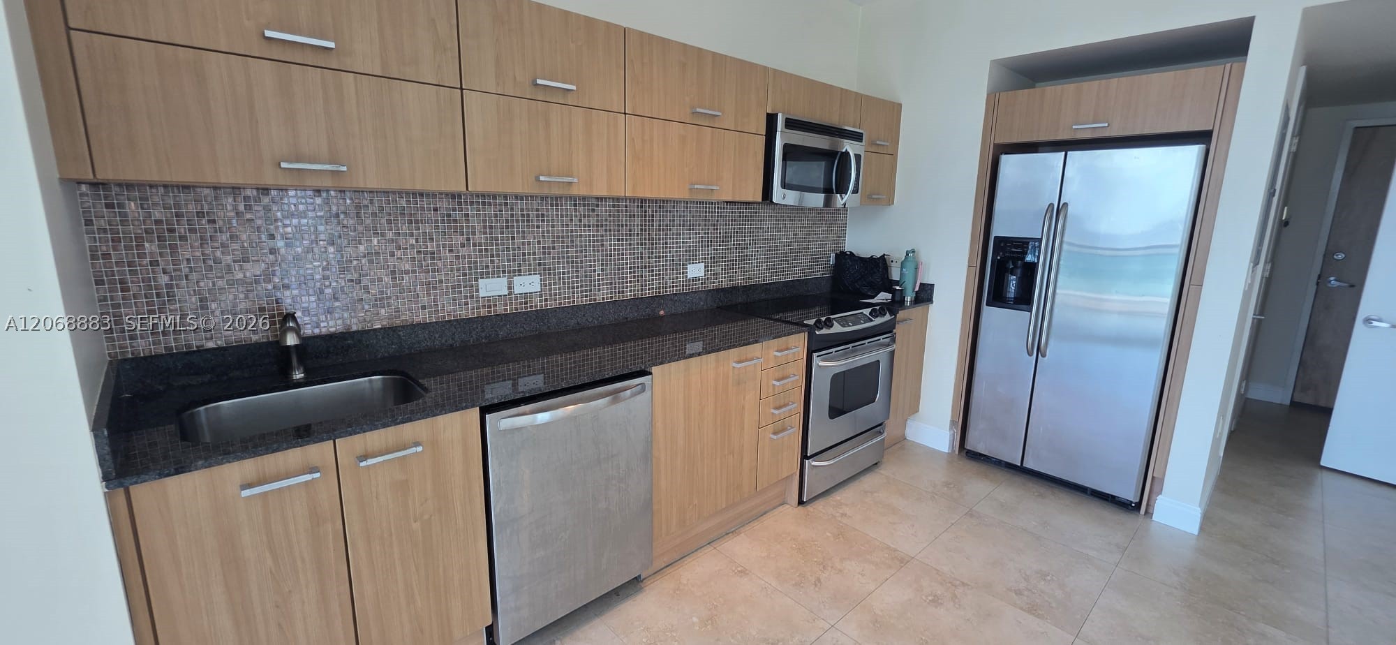350 S Miami Ave #3213, Miami FL 33130