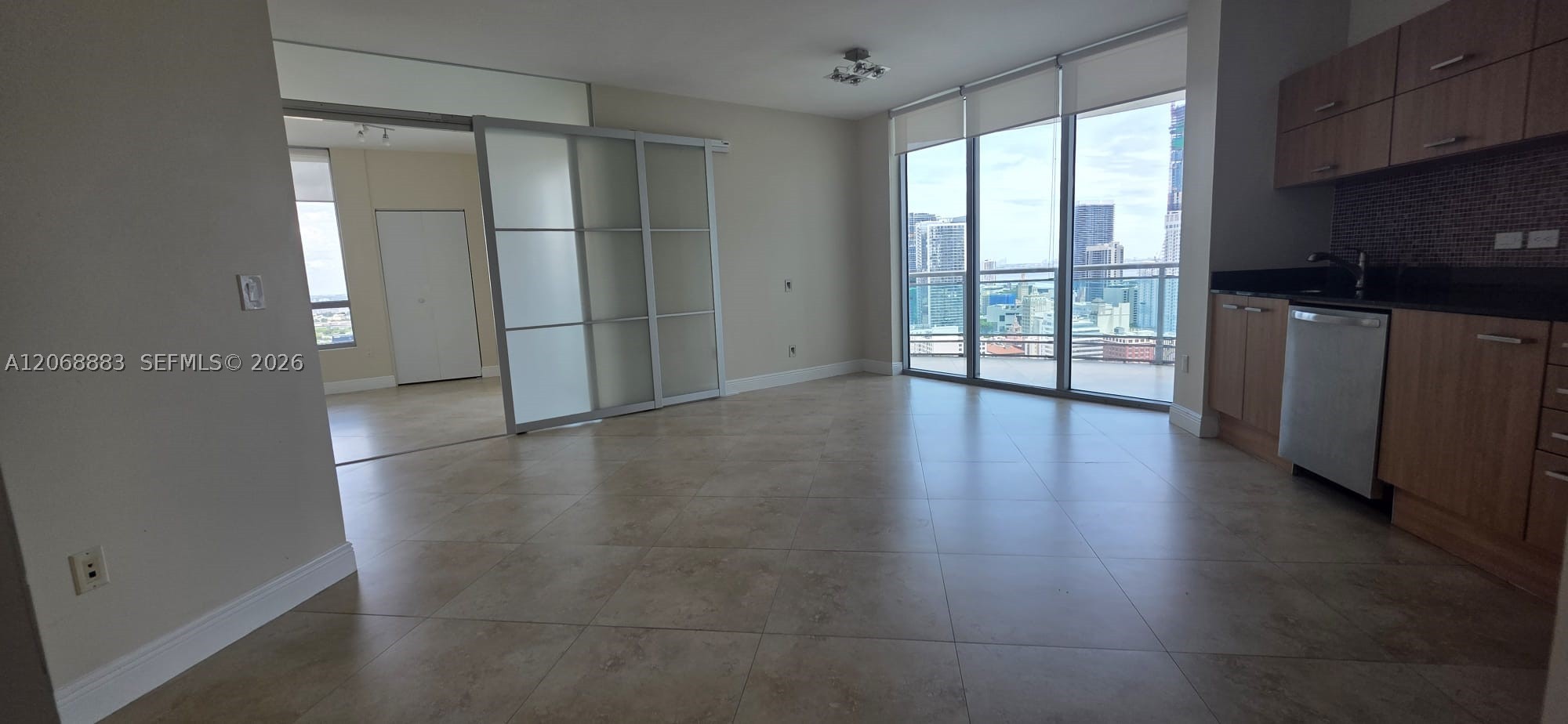350 S Miami Ave #3213, Miami FL 33130