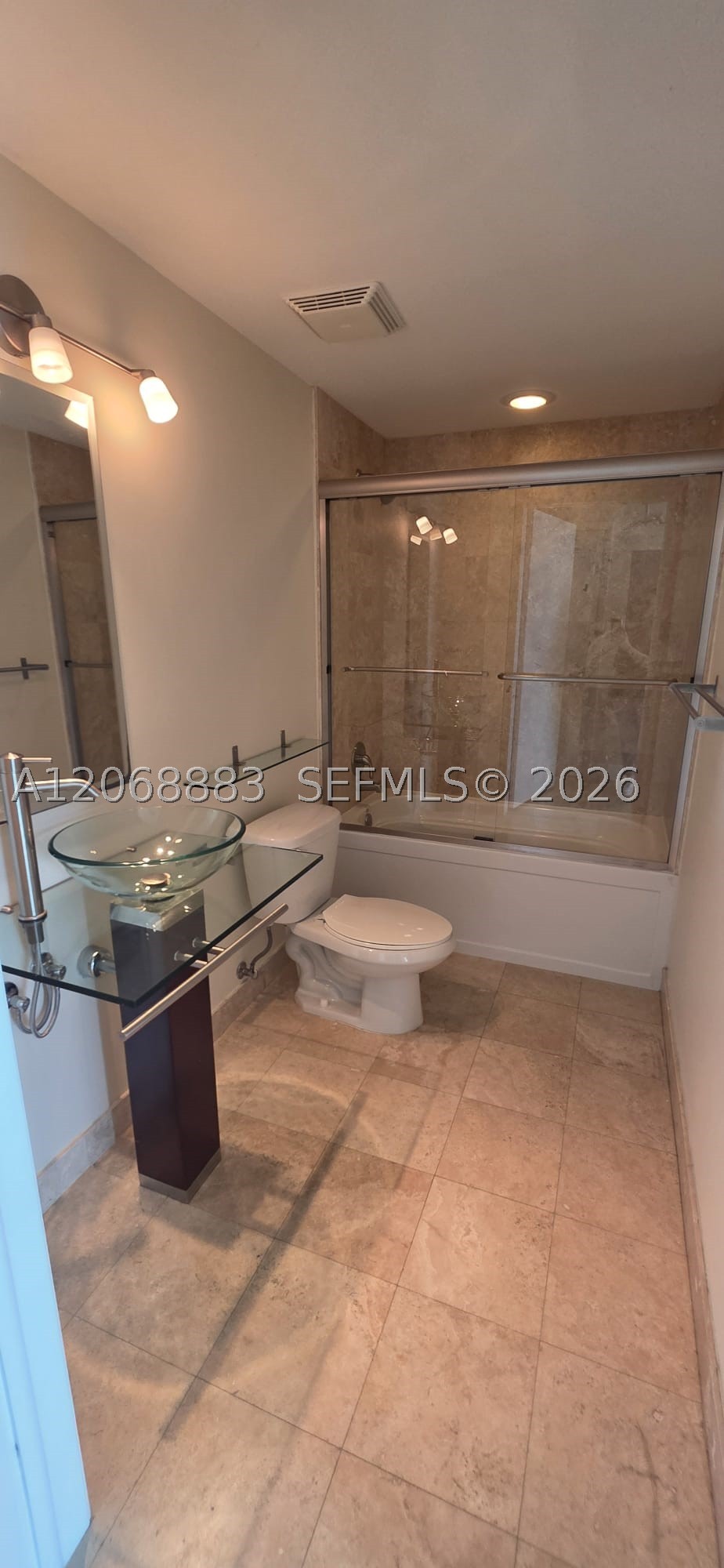 350 S Miami Ave #3213, Miami FL 33130