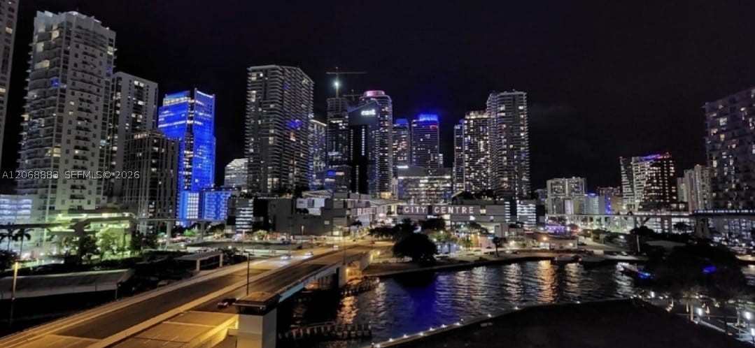 350 S Miami Ave #3213, Miami FL 33130