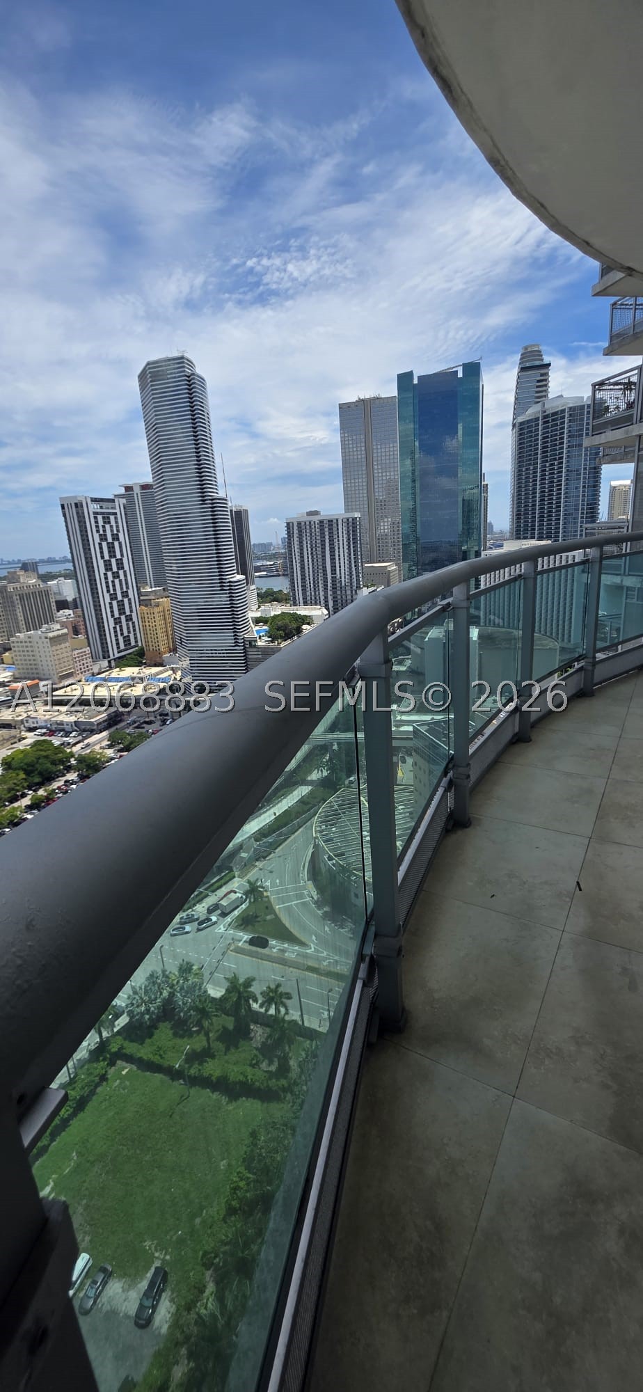 350 S Miami Ave #3213, Miami FL 33130