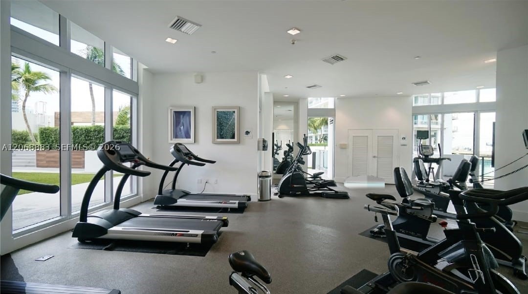 350 S Miami Ave #3213, Miami FL 33130