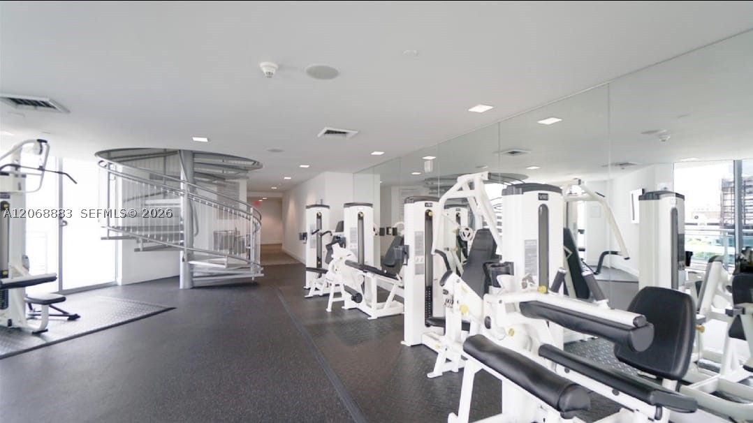 350 S Miami Ave #3213, Miami FL 33130