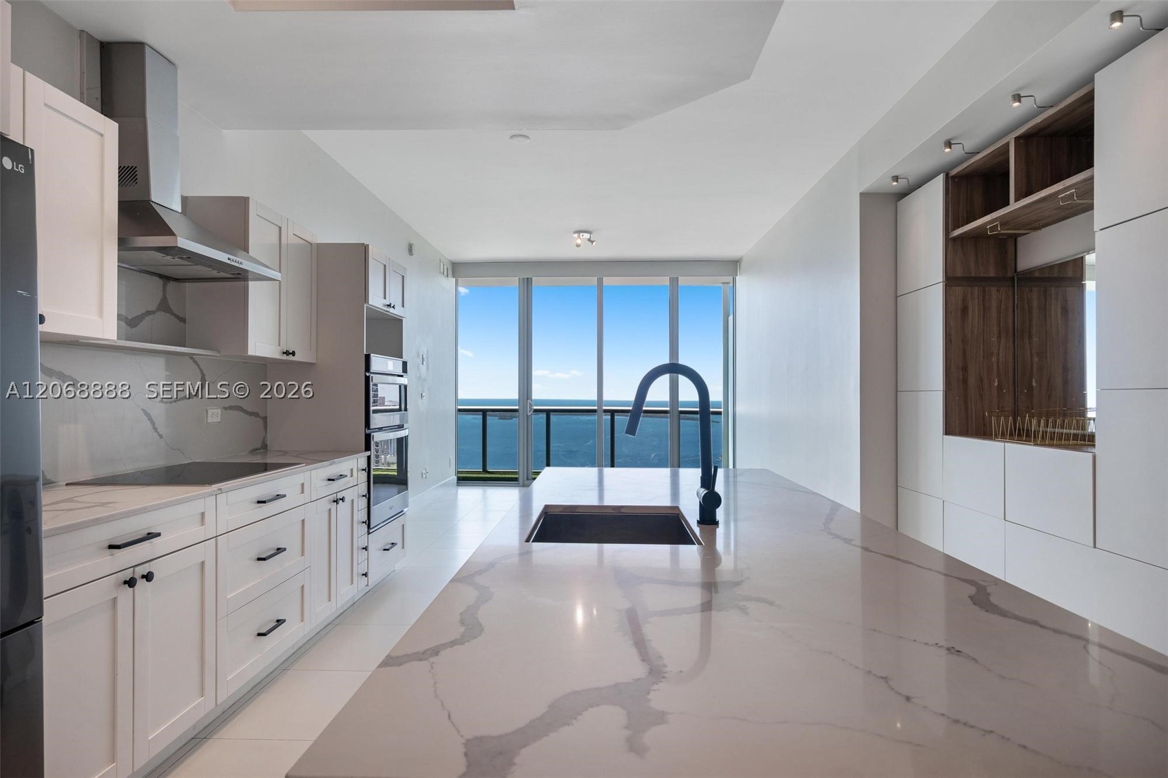 888 Biscayne Blvd #4804, Miami FL 33132