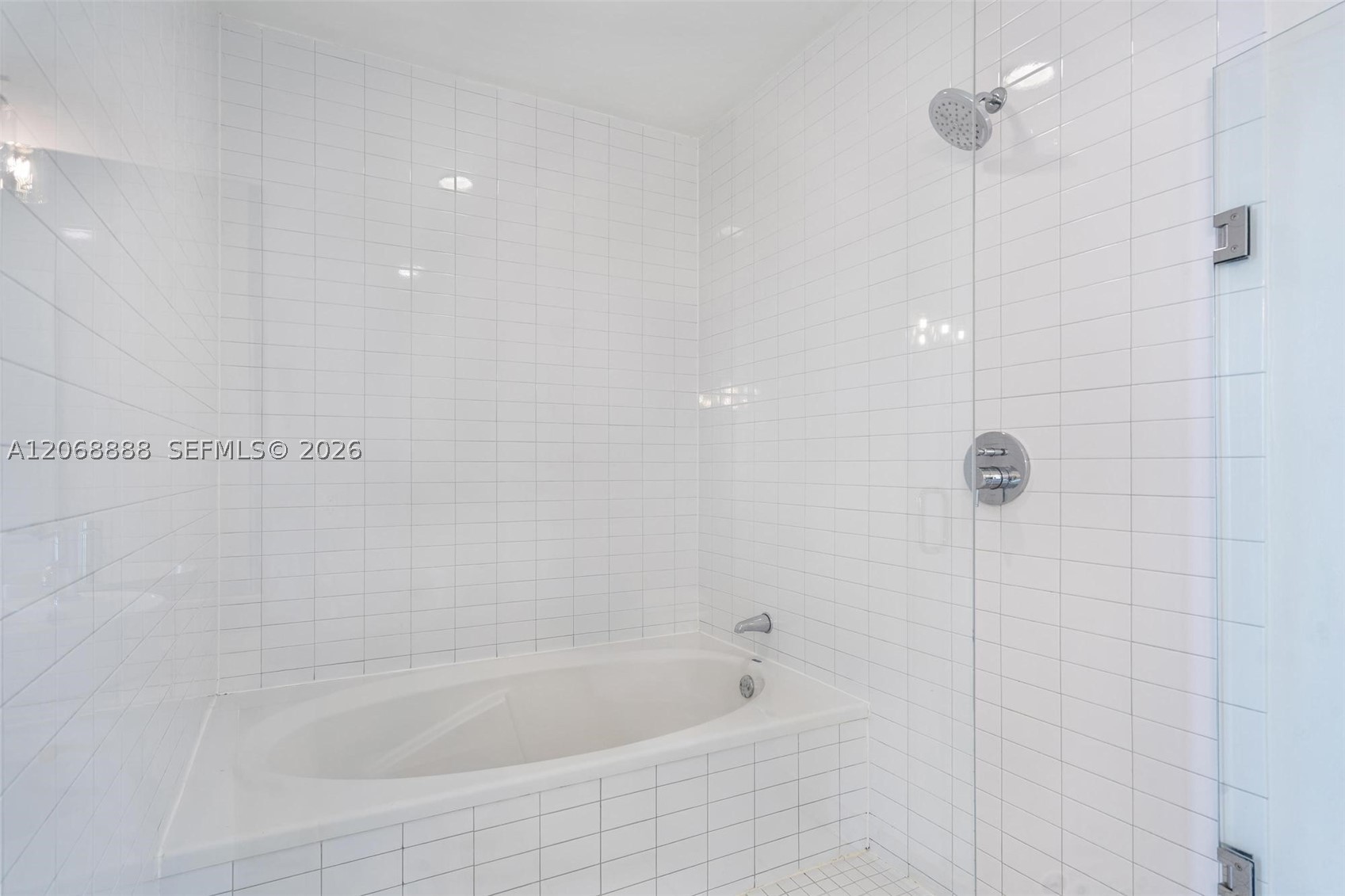 888 Biscayne Blvd #4804, Miami FL 33132