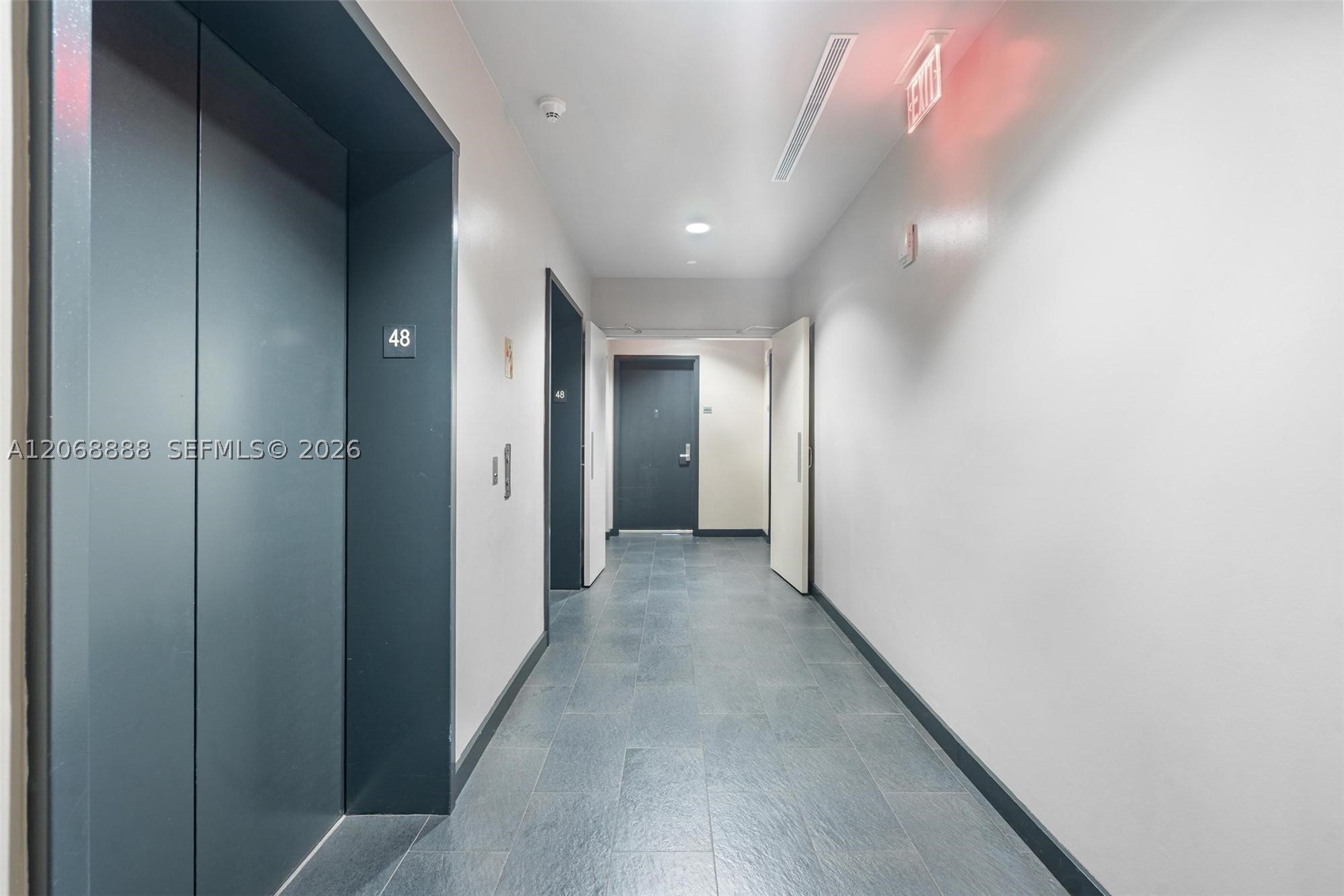 888 Biscayne Blvd #4804, Miami FL 33132