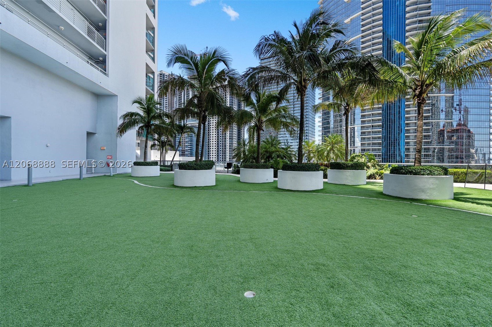 888 Biscayne Blvd #4804, Miami FL 33132