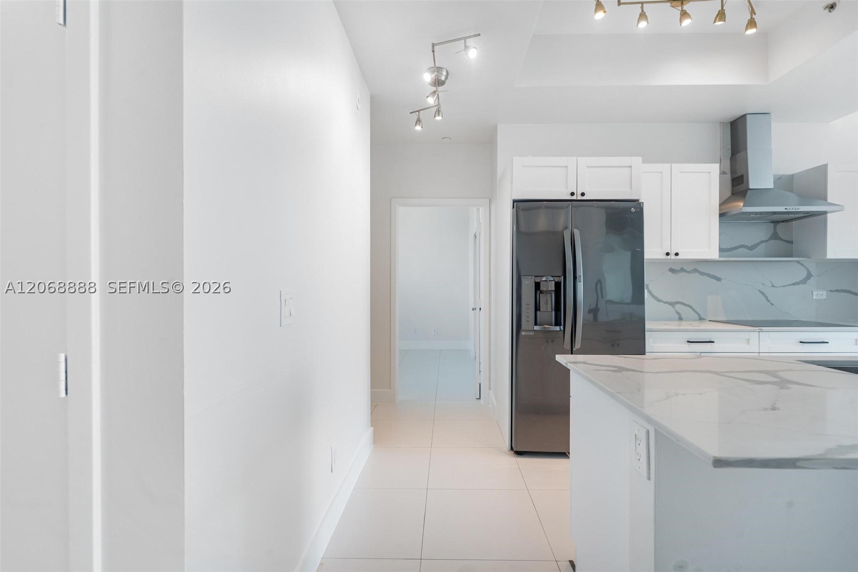 888 Biscayne Blvd #4804, Miami FL 33132