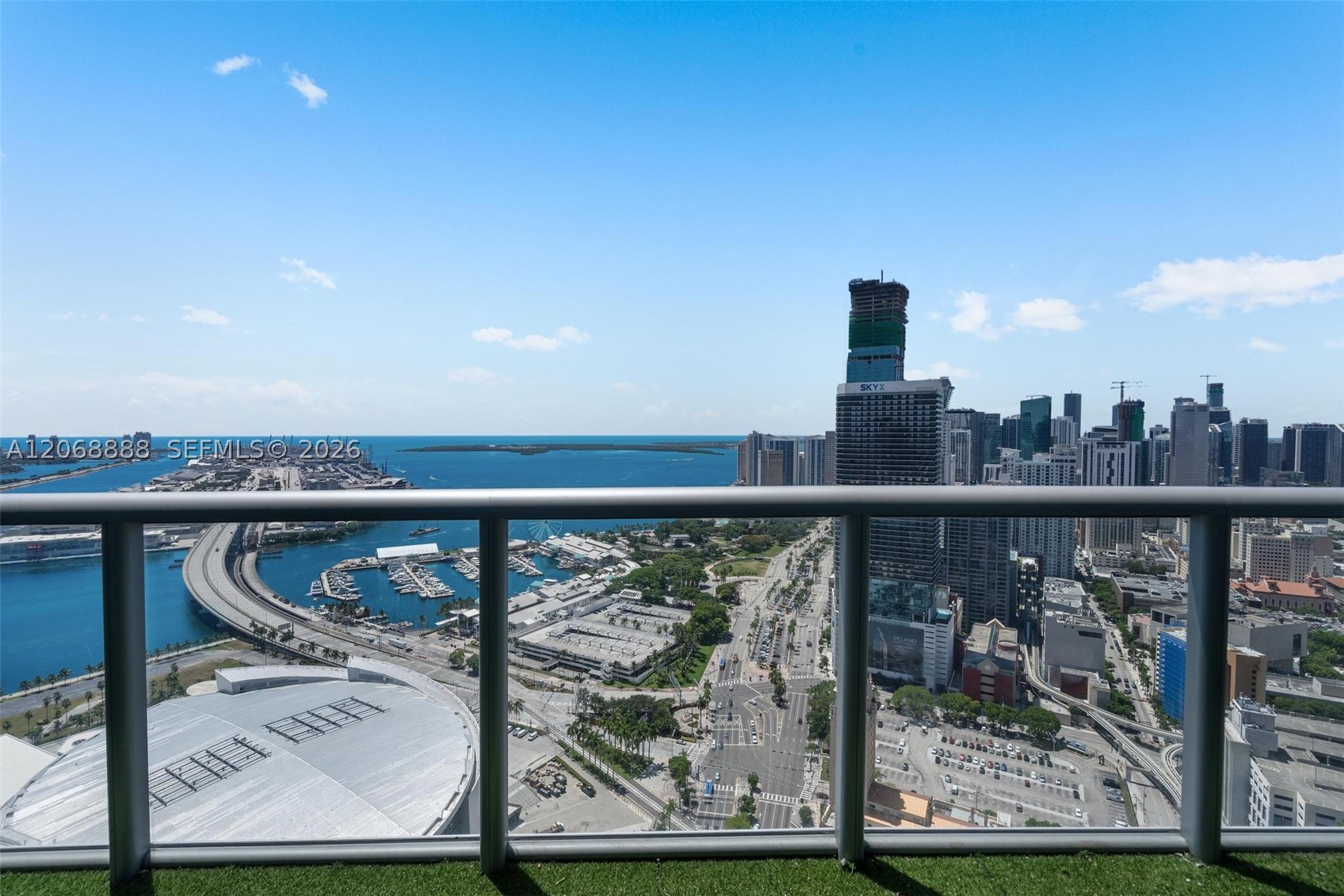888 Biscayne Blvd #4804, Miami FL 33132