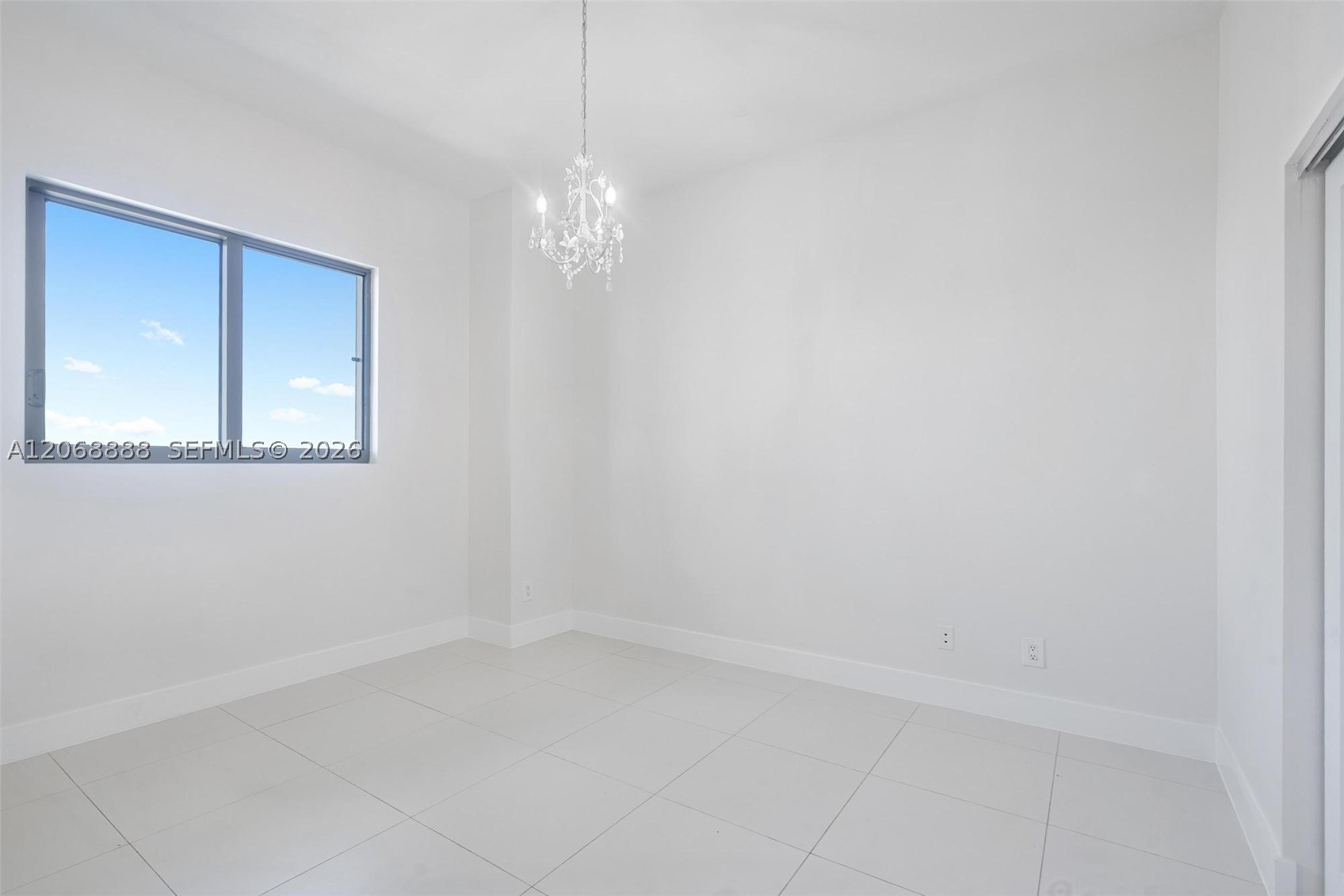 888 Biscayne Blvd #4804, Miami FL 33132