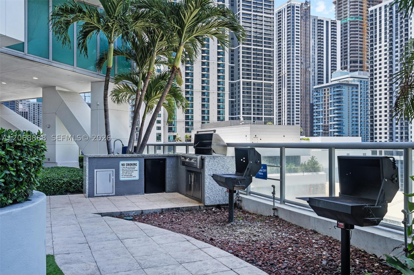 888 Biscayne Blvd #4804, Miami FL 33132