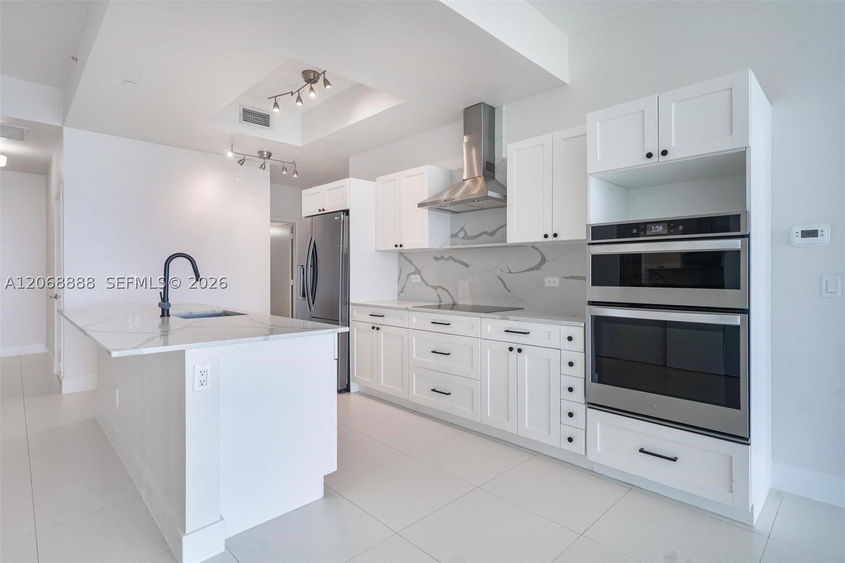 888 Biscayne Blvd #4804, Miami FL 33132