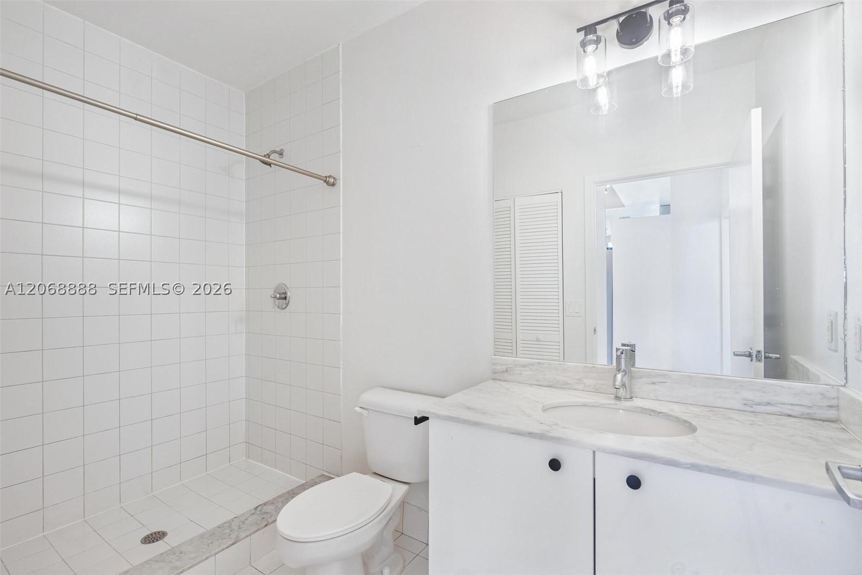 888 Biscayne Blvd #4804, Miami FL 33132