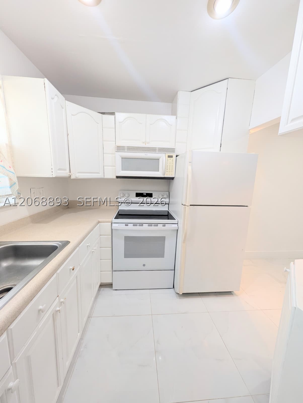 21 SW 109th Ave #B5, Sweetwater FL 33174