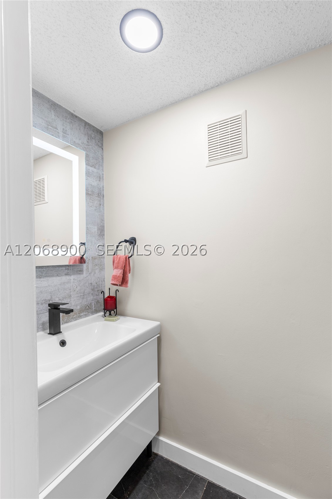 12614 NW 12th Ct, Sunrise FL 33323