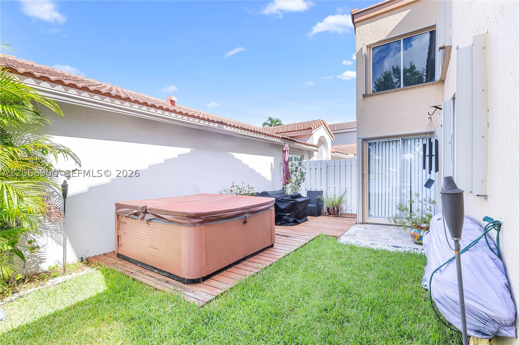 12614 NW 12th Ct, Sunrise FL 33323
