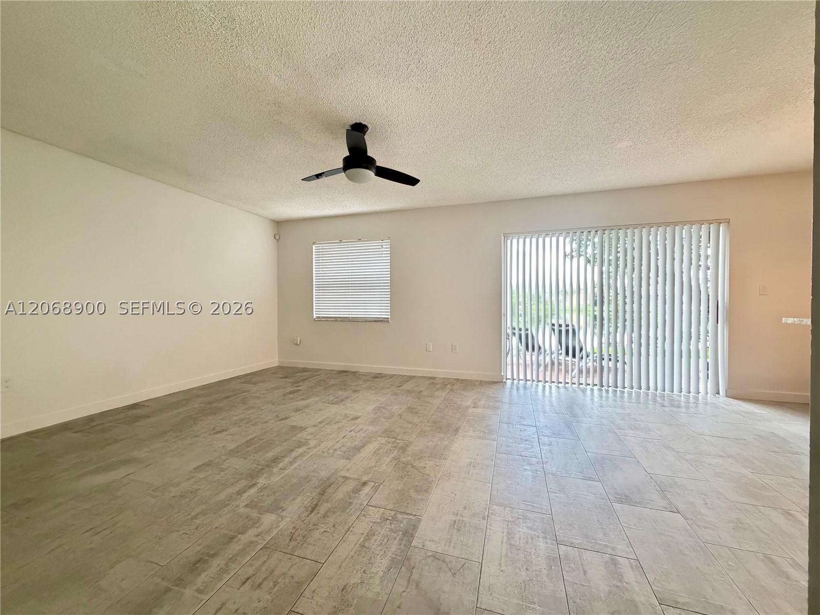 12614 NW 12th Ct, Sunrise FL 33323