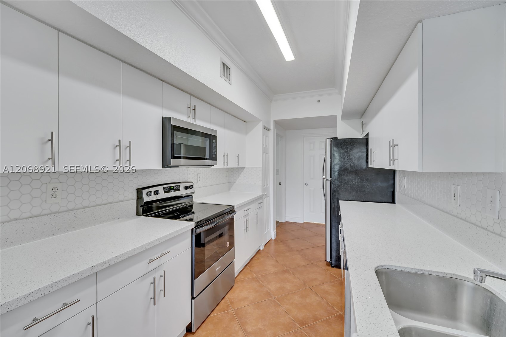 11601 SW 2nd St #21308, Pembroke Pines FL 33025