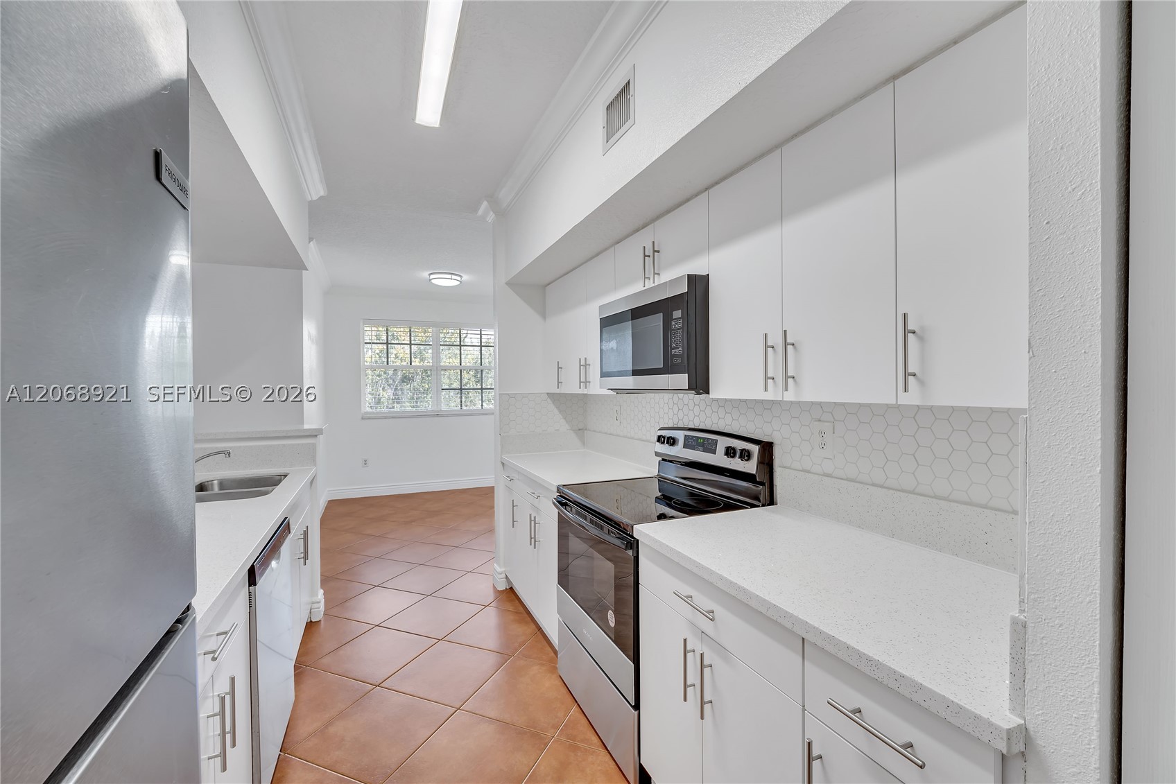 11601 SW 2nd St #21308, Pembroke Pines FL 33025