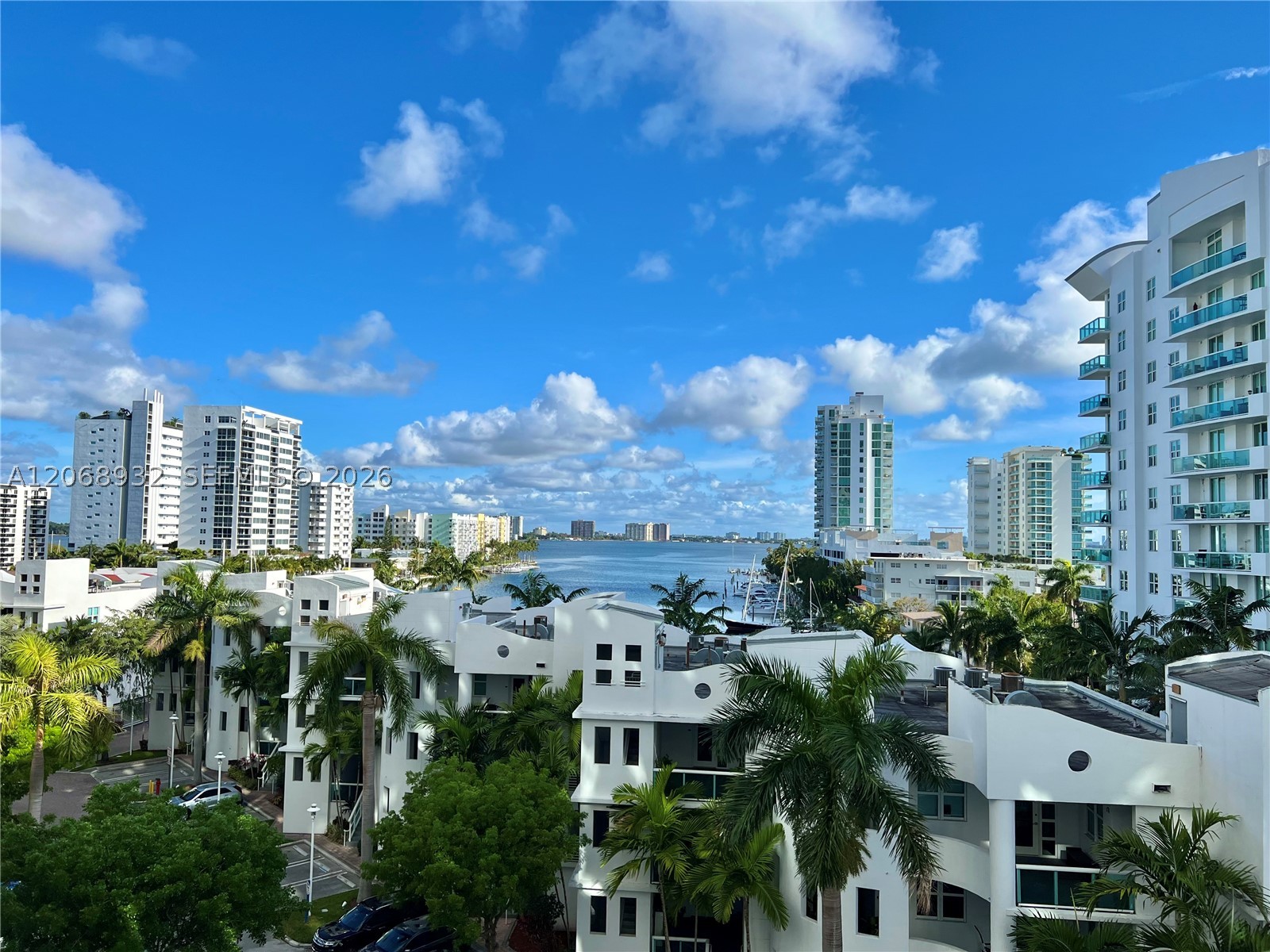 7900 Harbor Island Dr #608, North Bay Village FL 33141