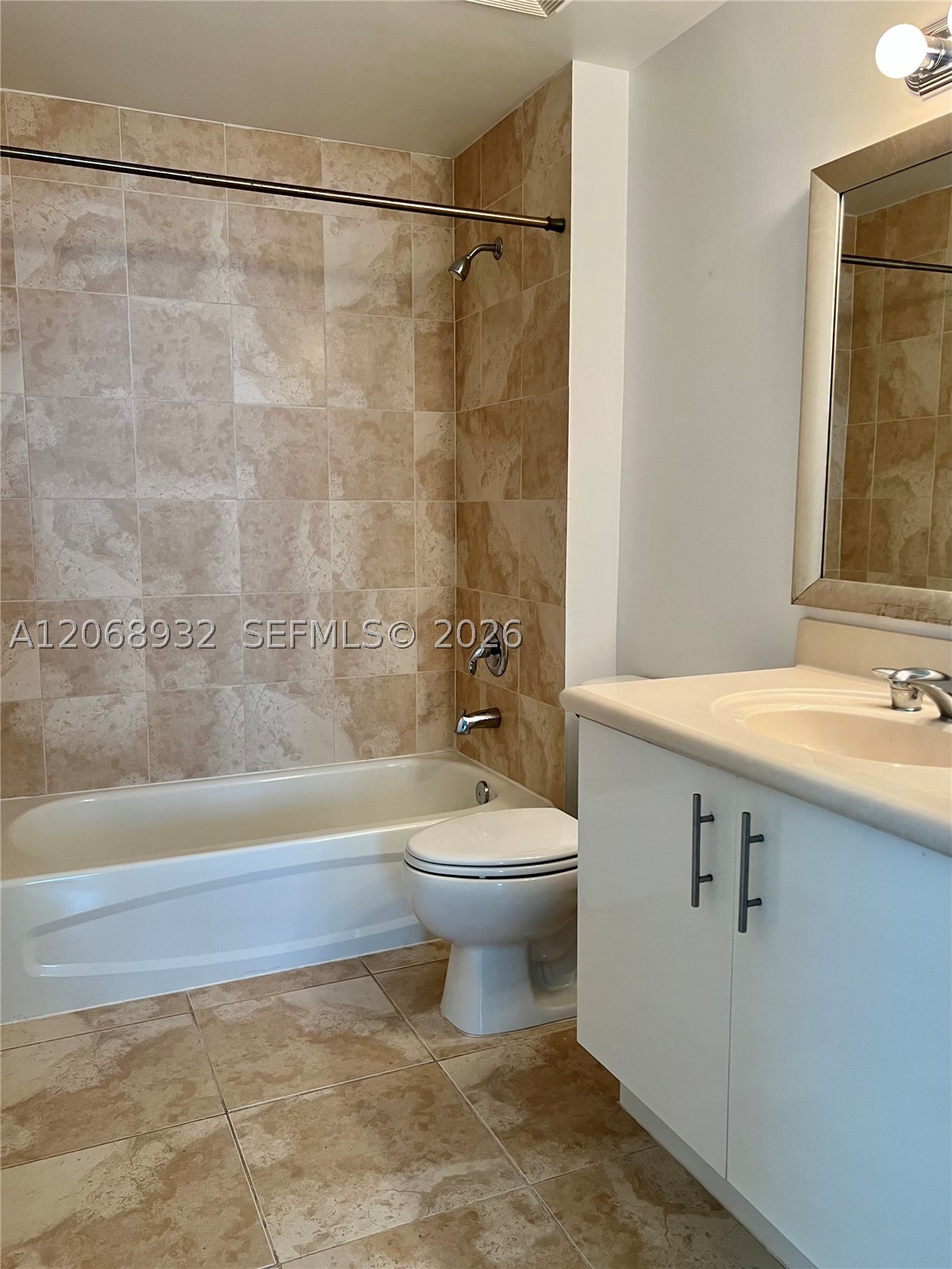 7900 Harbor Island Dr #608, North Bay Village FL 33141