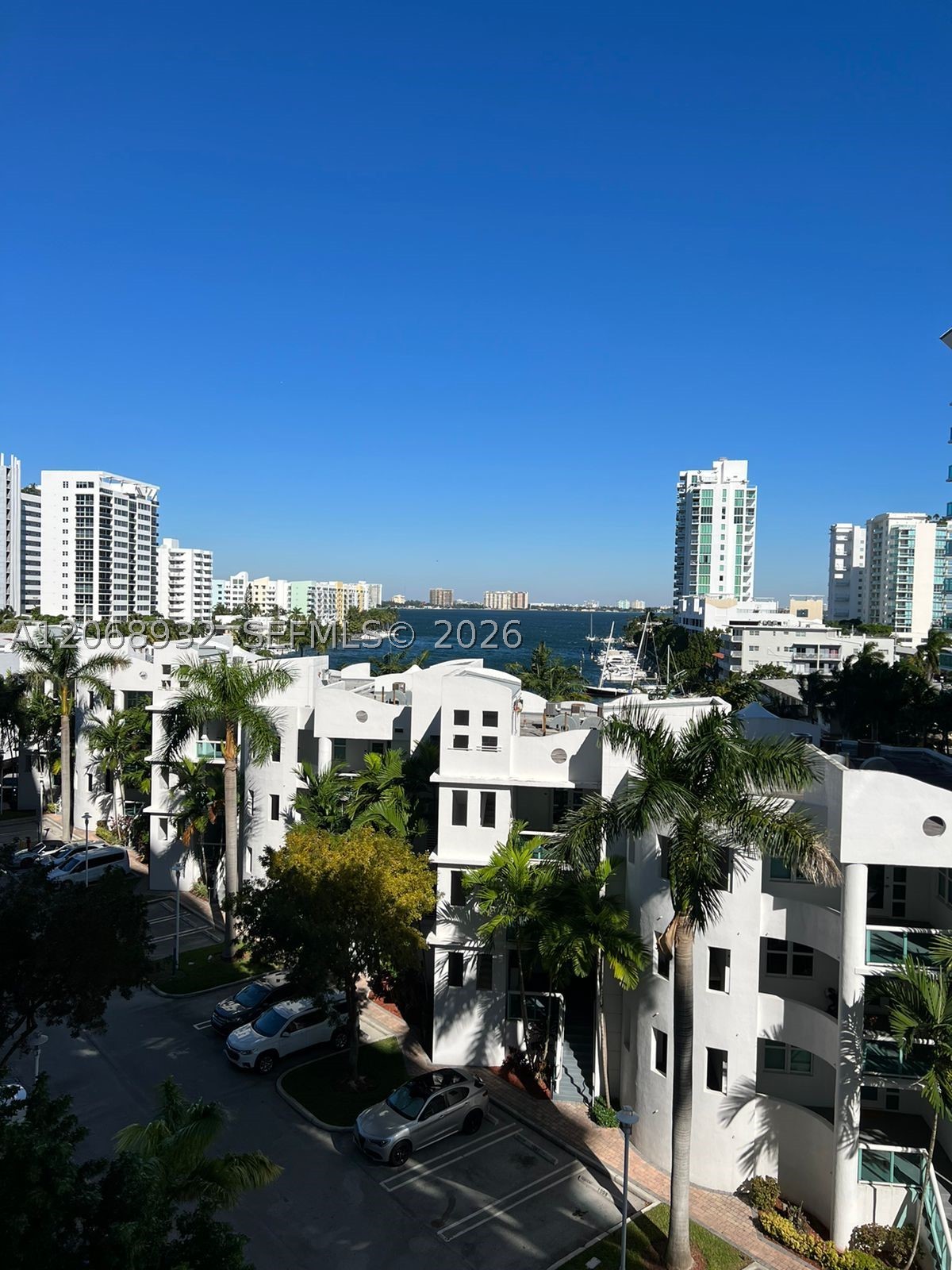 7900 Harbor Island Dr #608, North Bay Village FL 33141