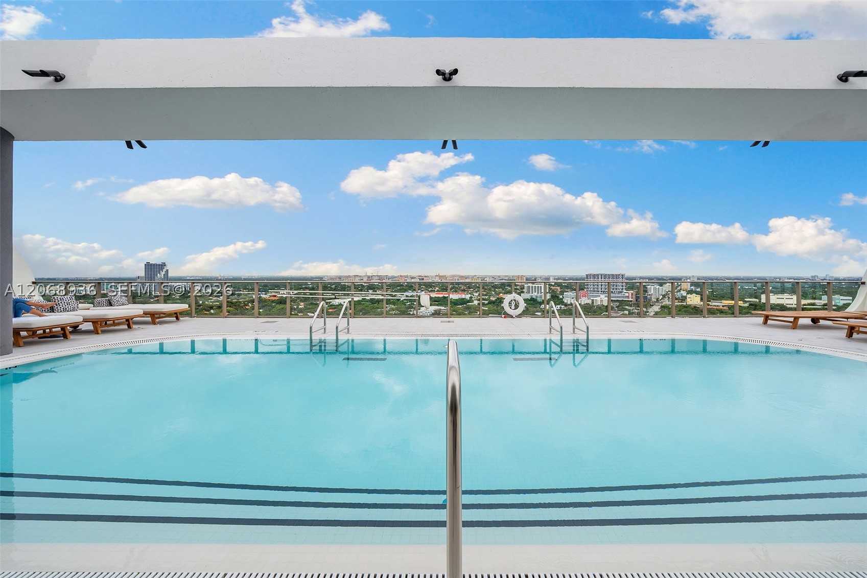 2678 Tigertail Ave #1806, Miami FL 33133