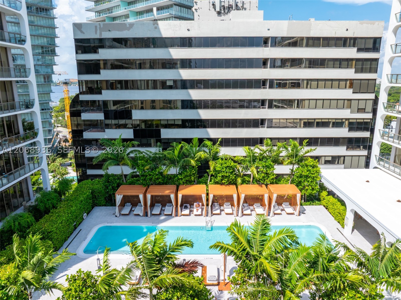 2678 Tigertail Ave #1806, Miami FL 33133