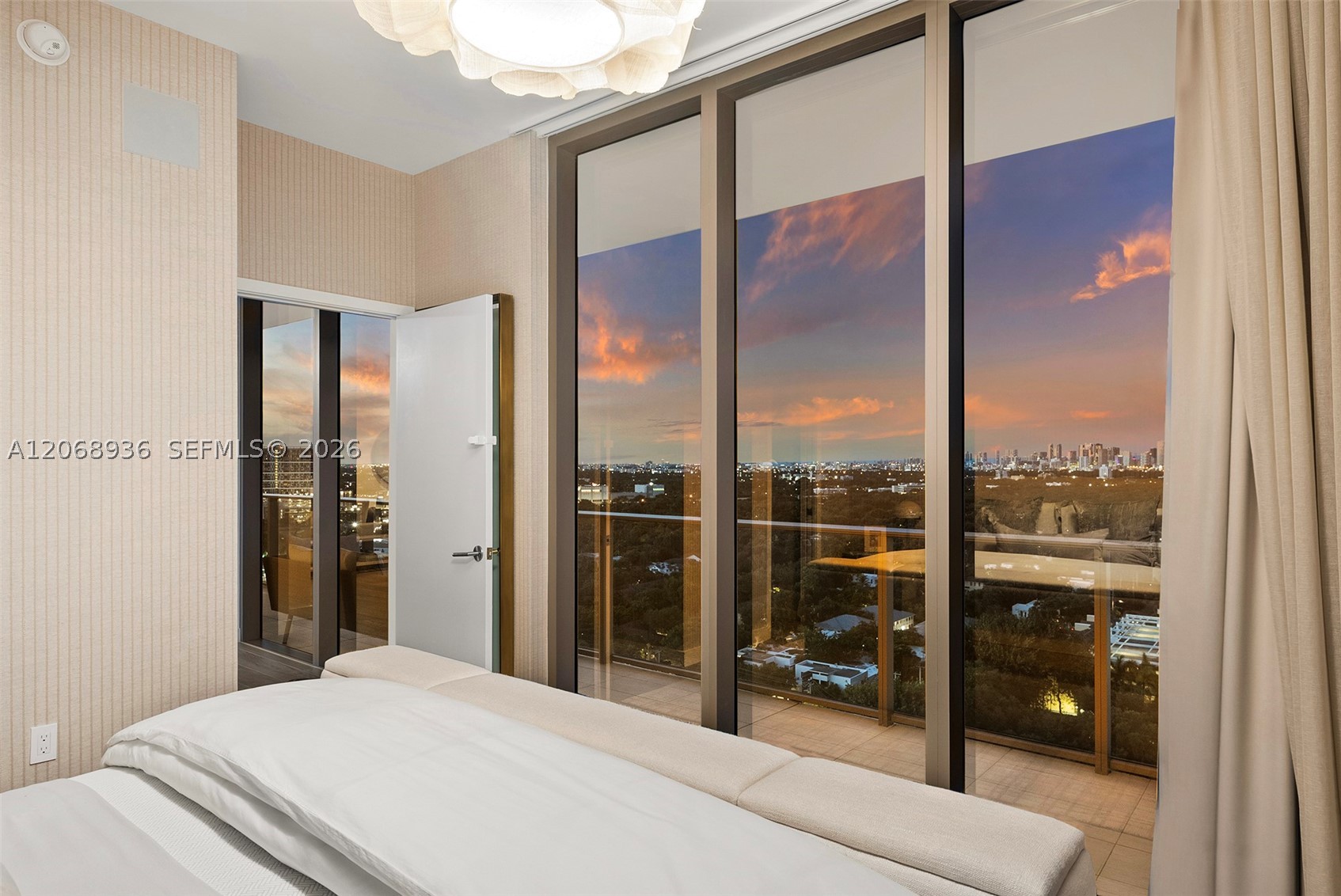 2678 Tigertail Ave #1806, Miami FL 33133
