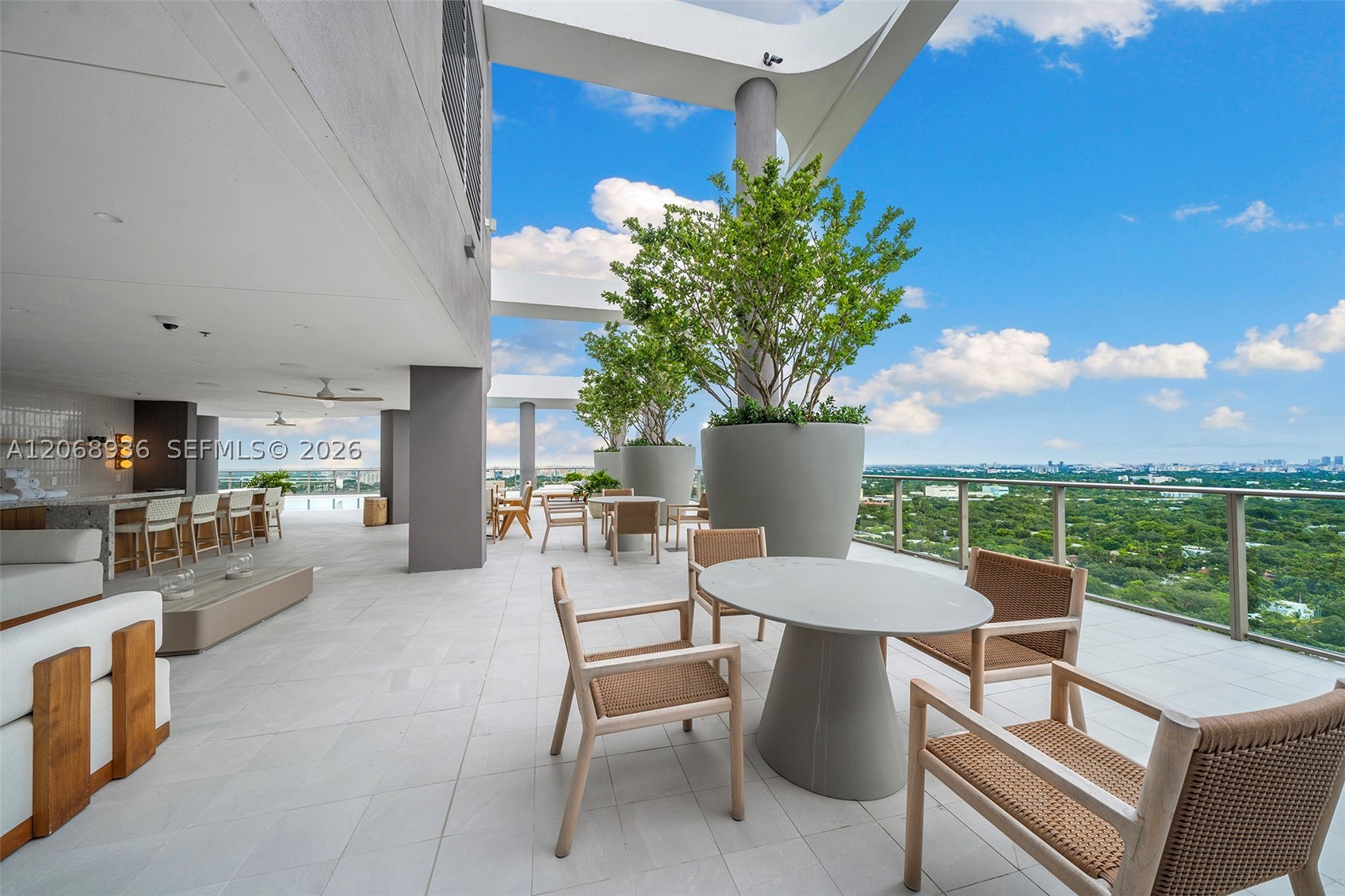 2678 Tigertail Ave #1806, Miami FL 33133