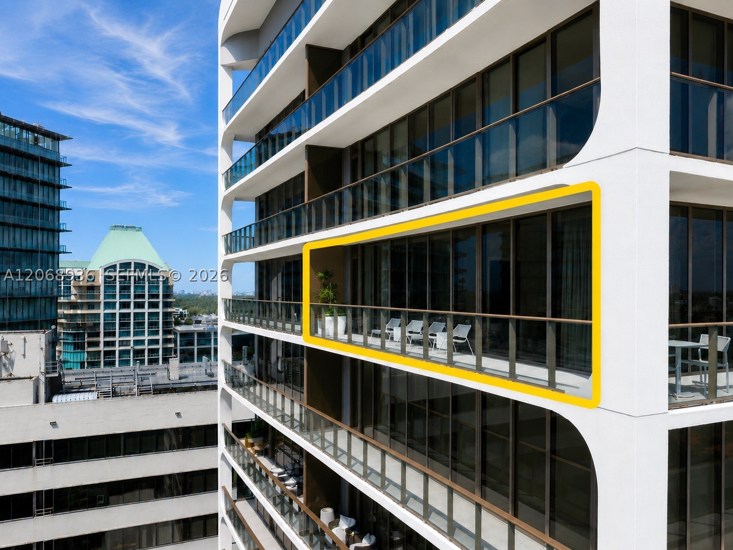 2678 Tigertail Ave #1806, Miami FL 33133