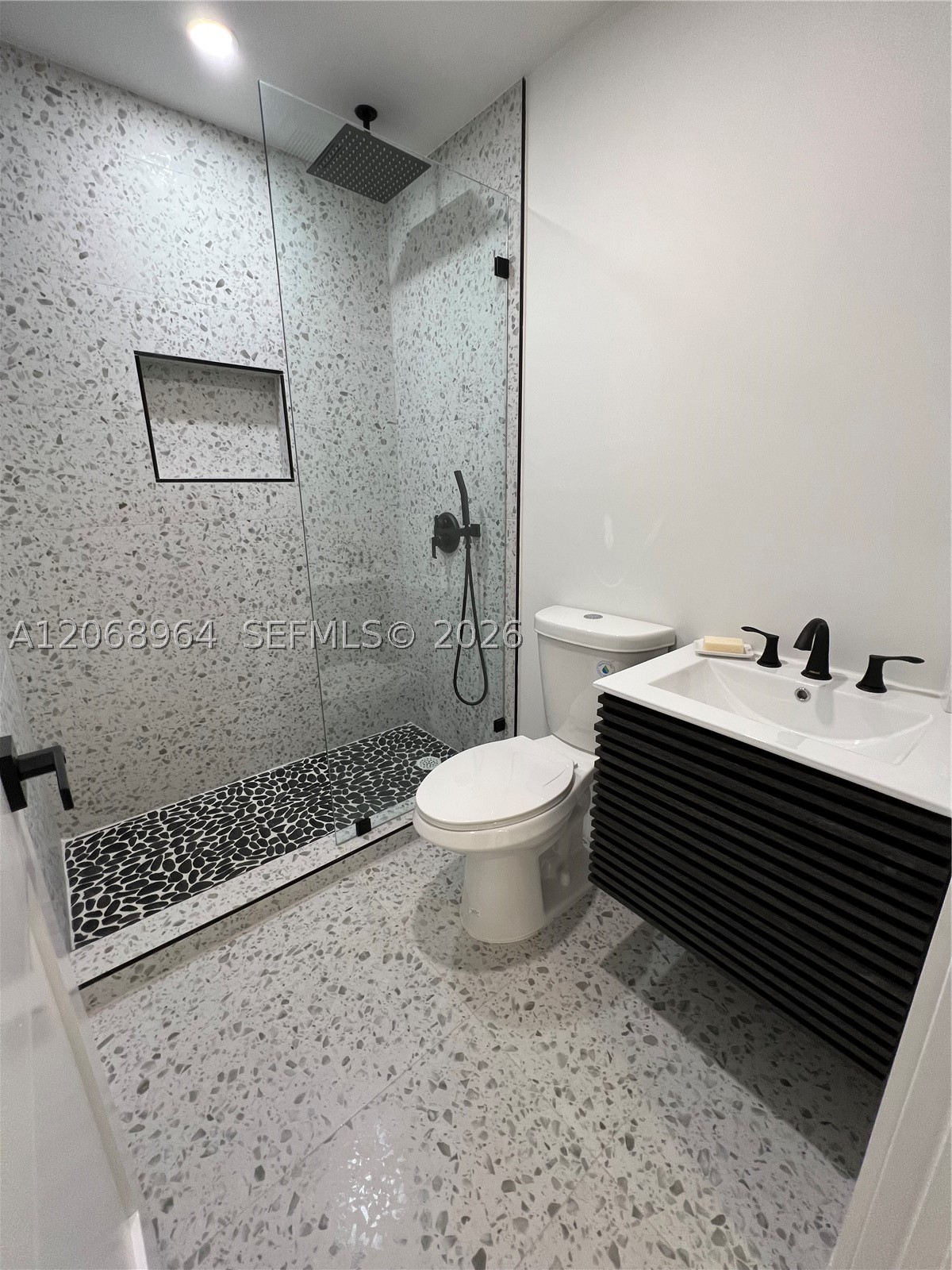 850 NE 127th St, North Miami FL 33161