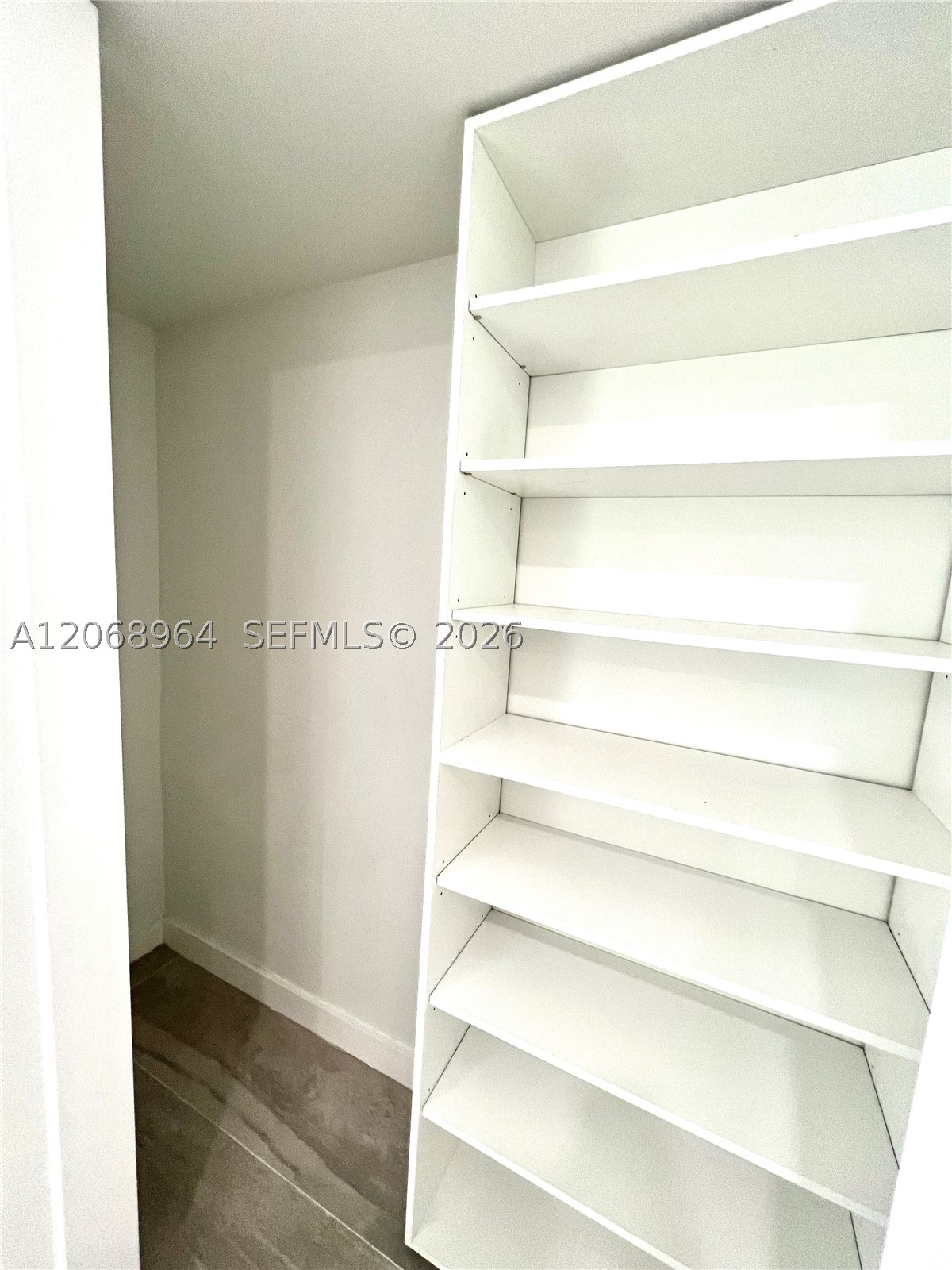 850 NE 127th St, North Miami FL 33161