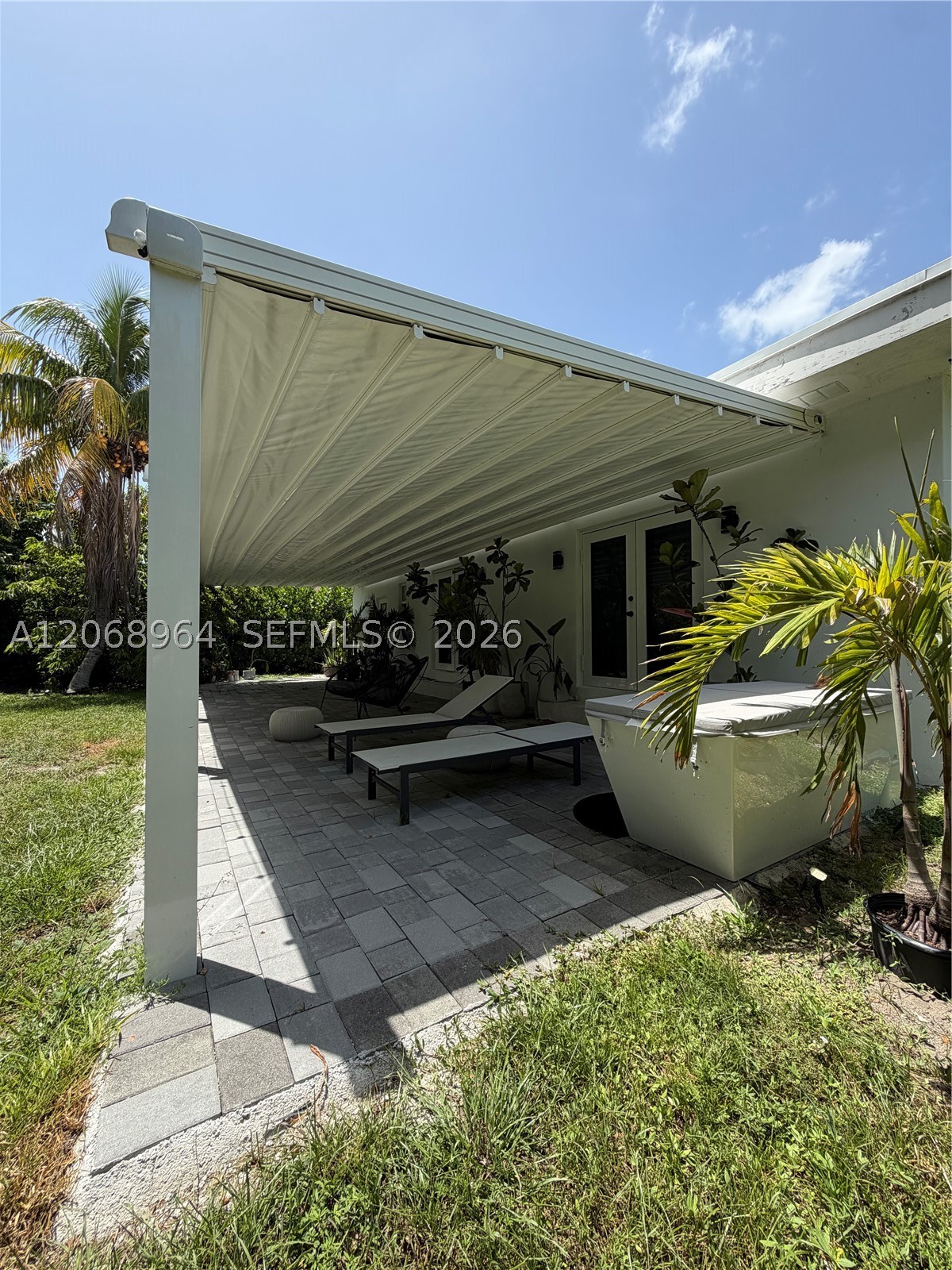 850 NE 127th St, North Miami FL 33161
