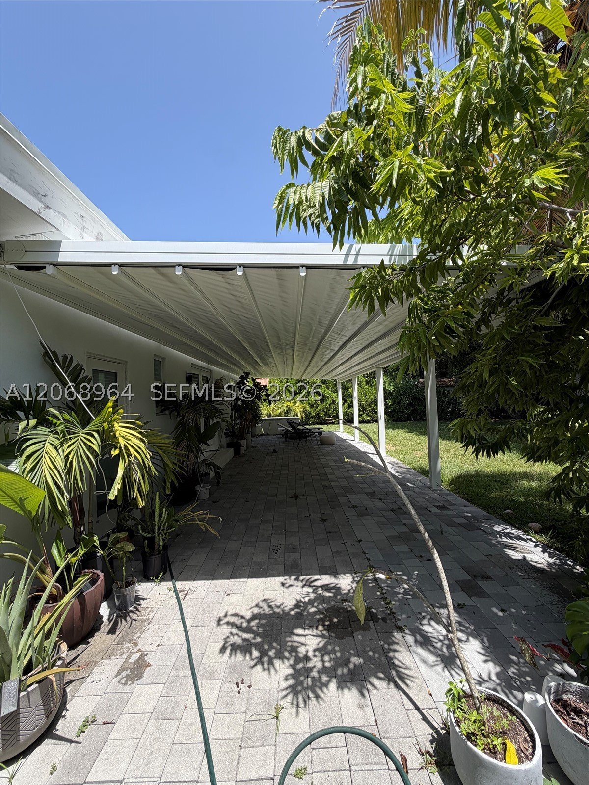850 NE 127th St, North Miami FL 33161