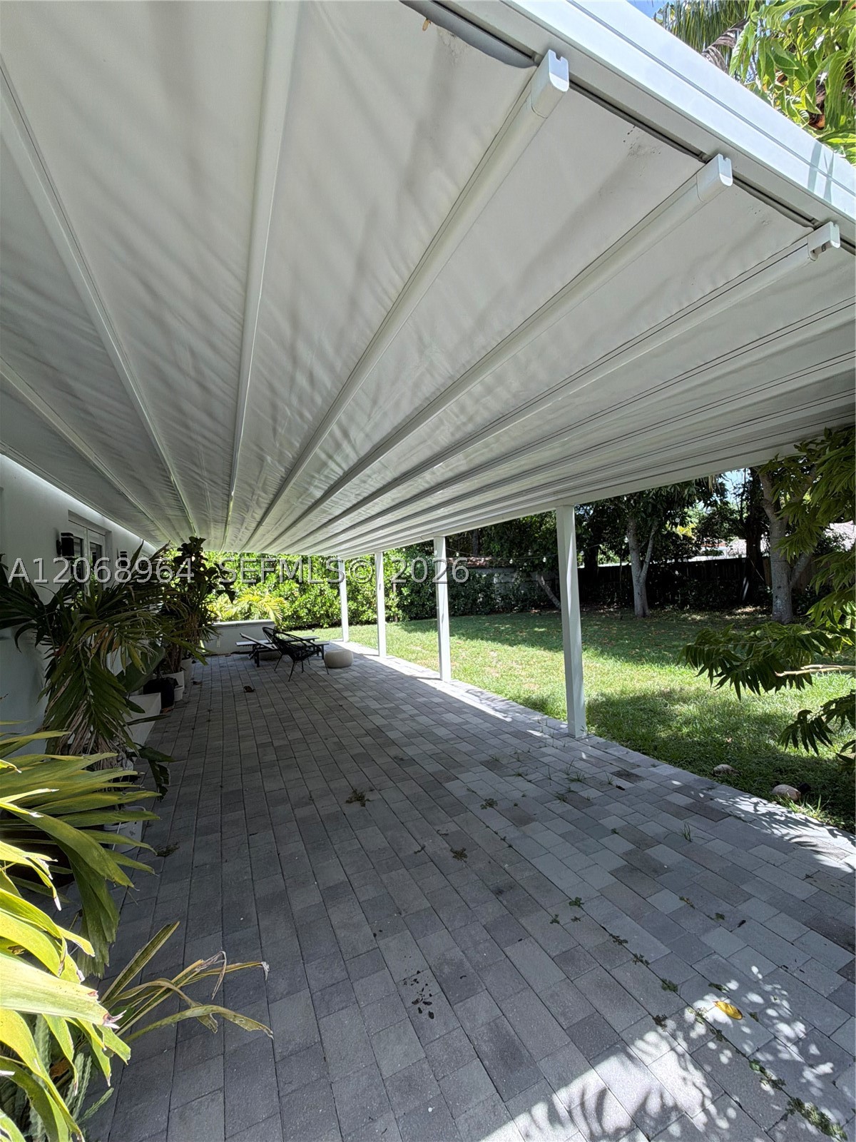 850 NE 127th St, North Miami FL 33161