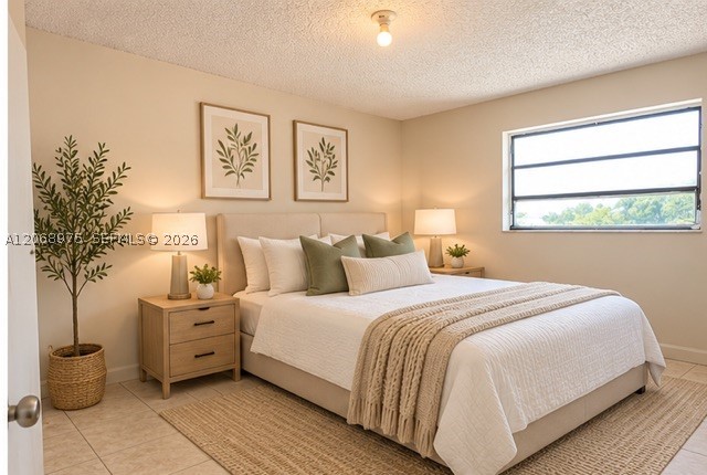 1095 W 37th St, Hialeah FL 33012