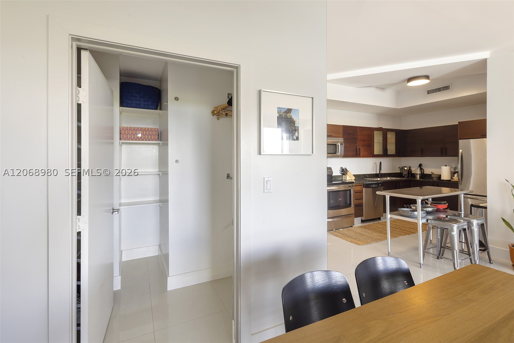 3250 Grand Ave #504, Miami FL 33133