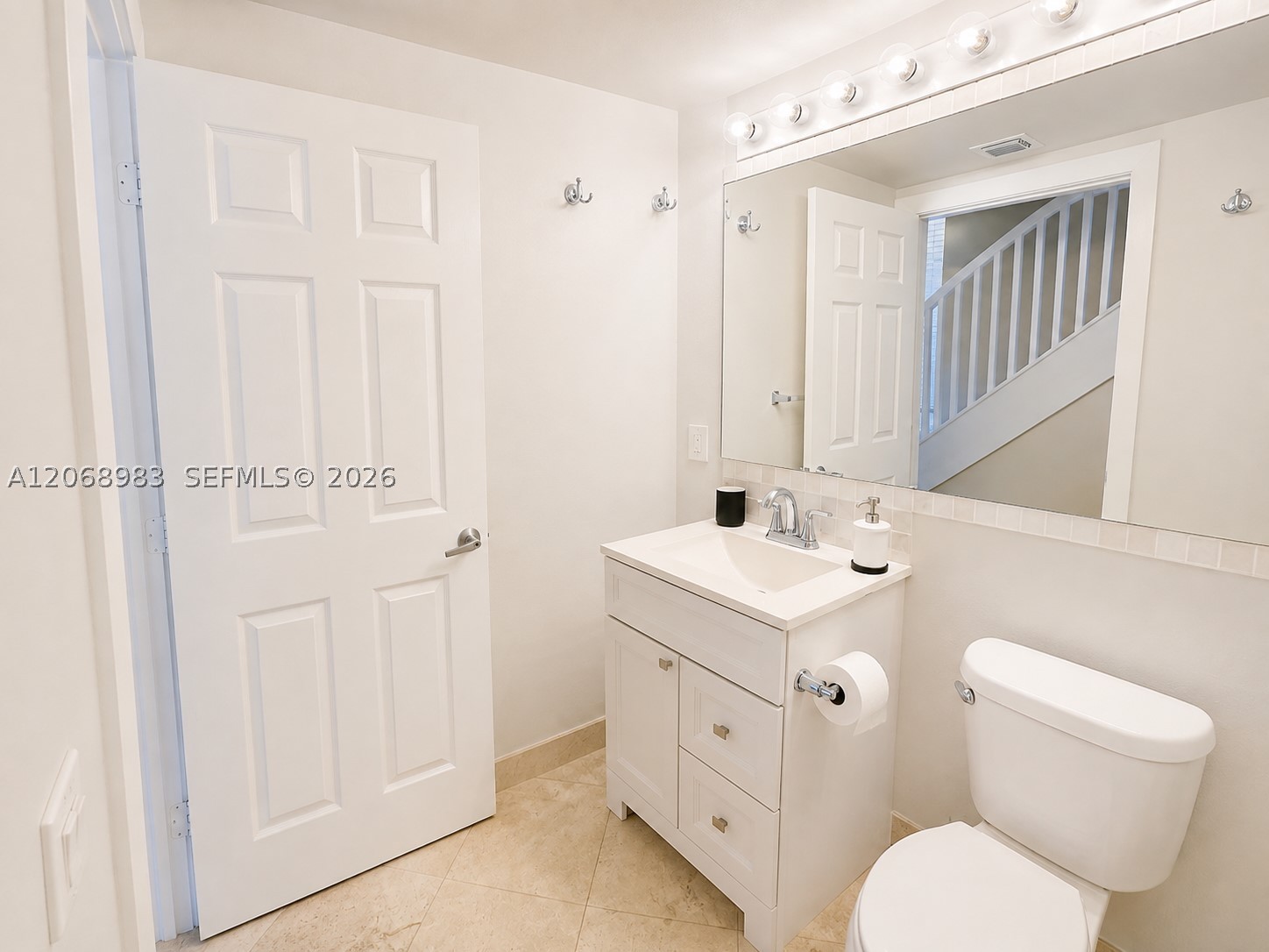 2069 S Ocean Dr #TH18, Hallandale Beach FL 33009