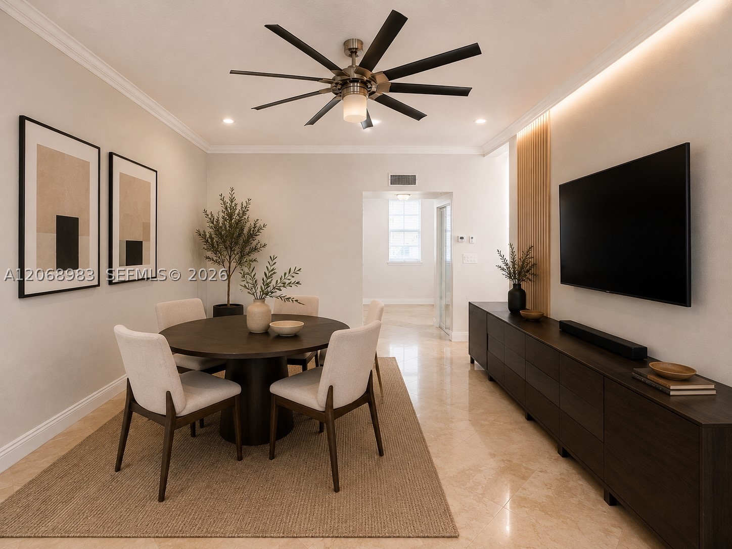 2069 S Ocean Dr #TH18, Hallandale Beach FL 33009