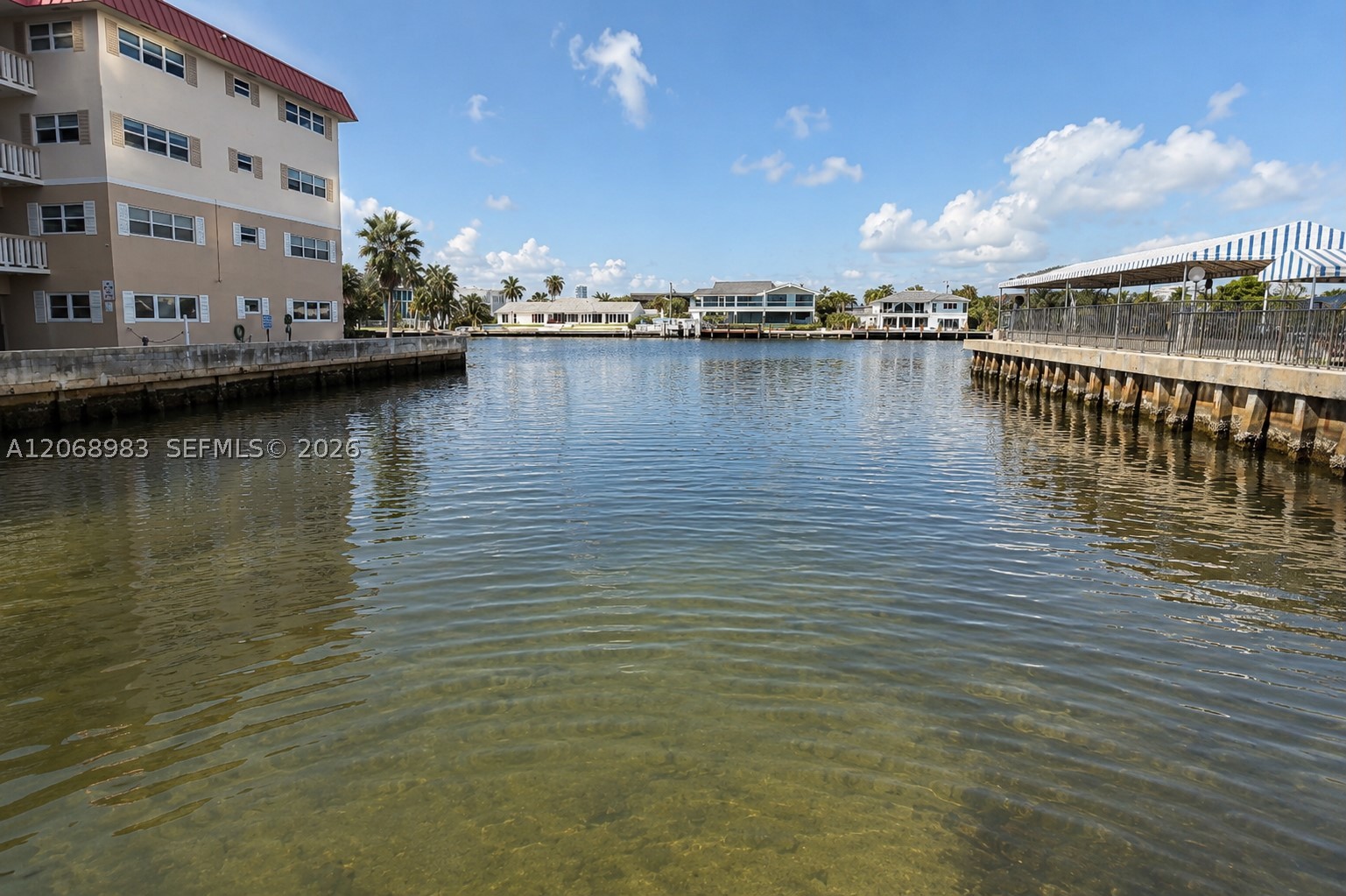 2069 S Ocean Dr #TH18, Hallandale Beach FL 33009