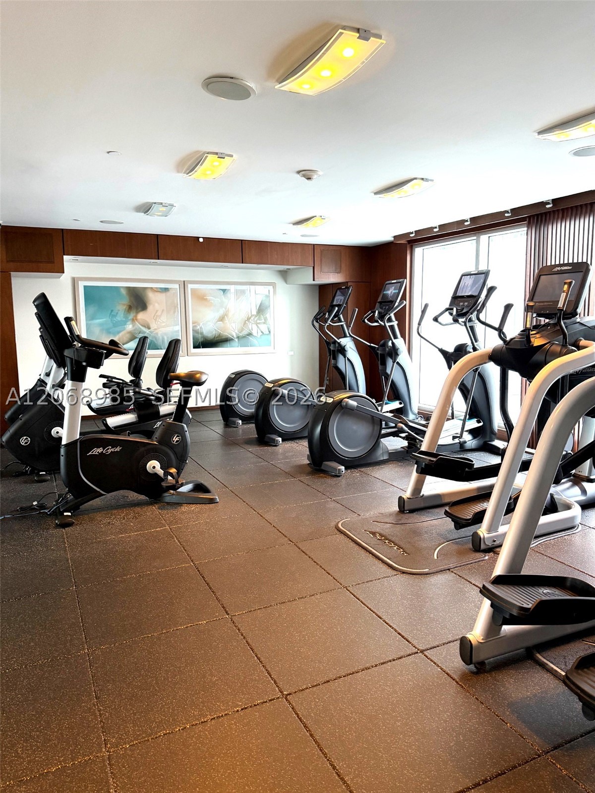 335 S Biscayne Blvd #1005, Miami FL 33131