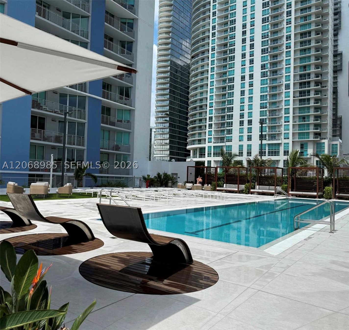 335 S Biscayne Blvd #1005, Miami FL 33131