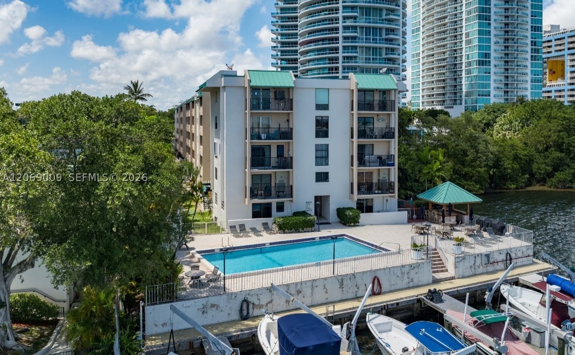 2201 Brickell Ave #96, Miami FL 33129