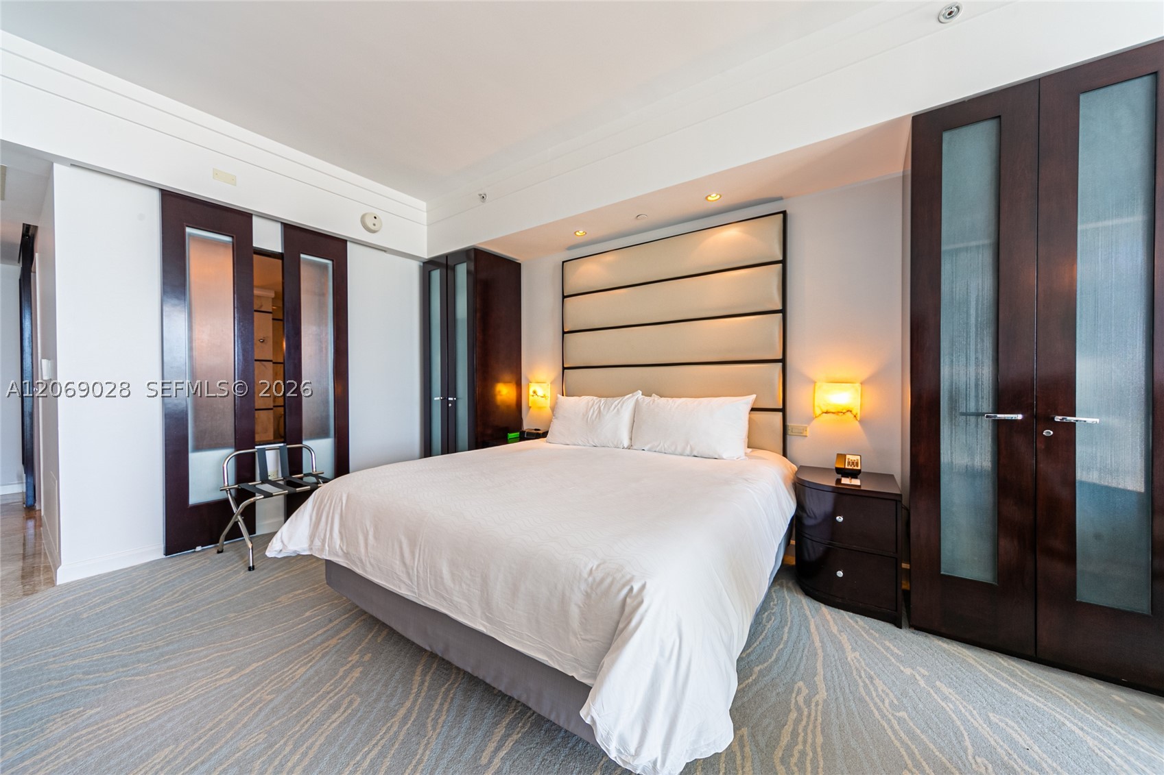 4391 Collins Ave #1015, Miami Beach FL 33140