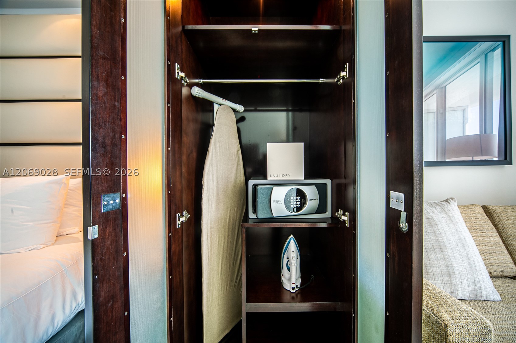4391 Collins Ave #1015, Miami Beach FL 33140