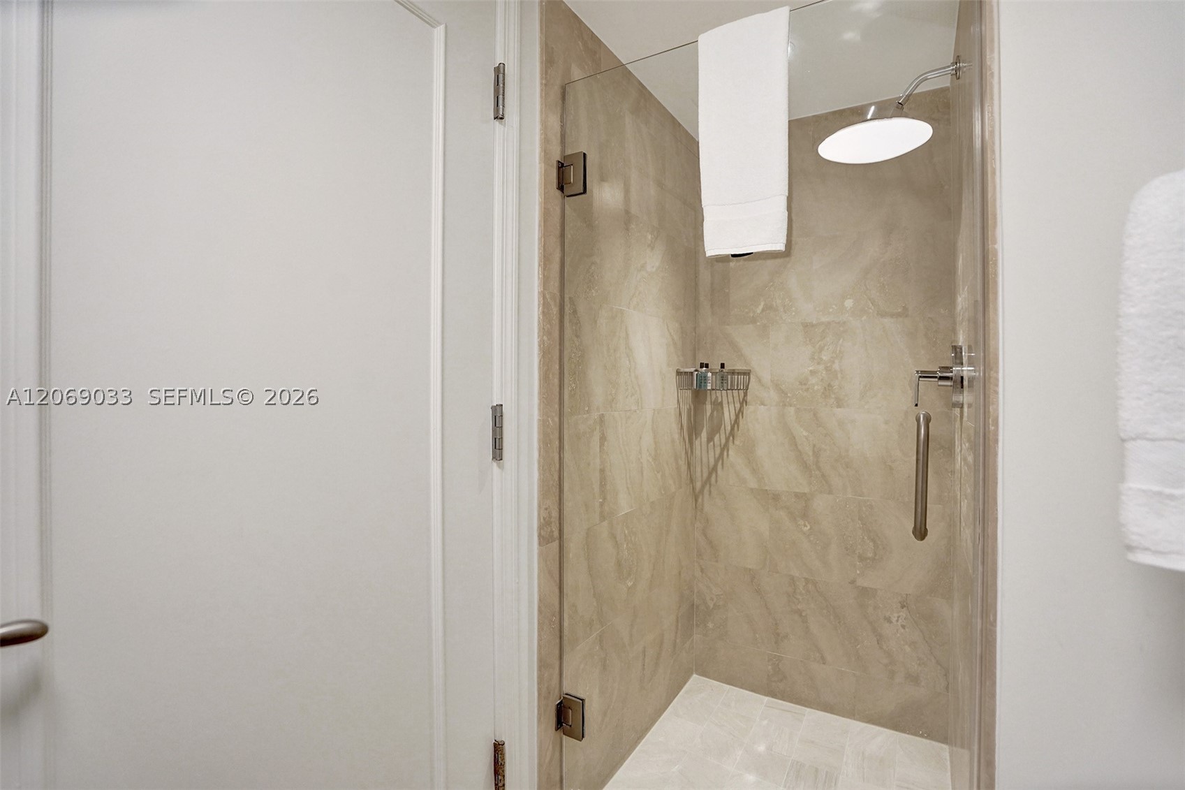 4401 Collins Ave #1503, Miami Beach FL 33140