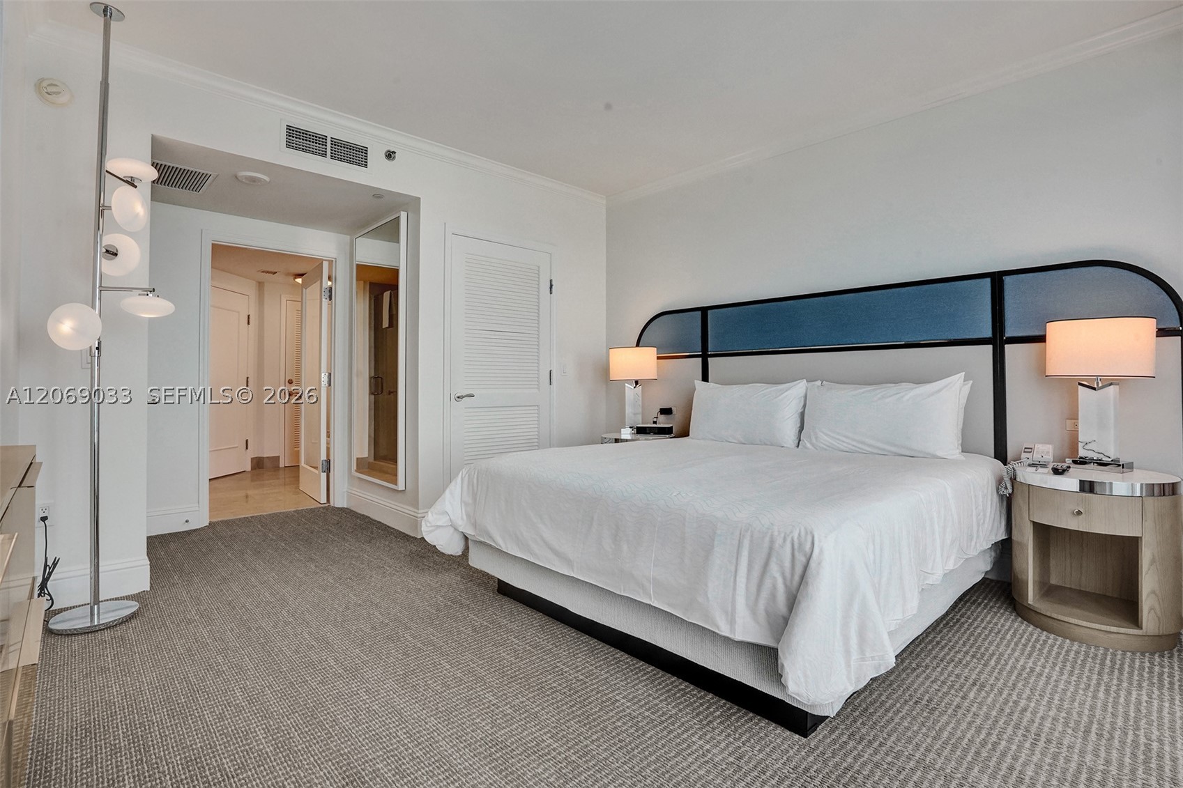 4401 Collins Ave #1503, Miami Beach FL 33140