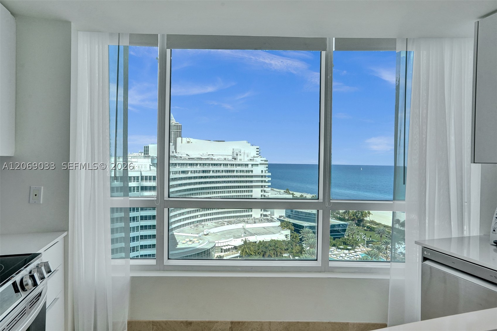 4401 Collins Ave #1503, Miami Beach FL 33140