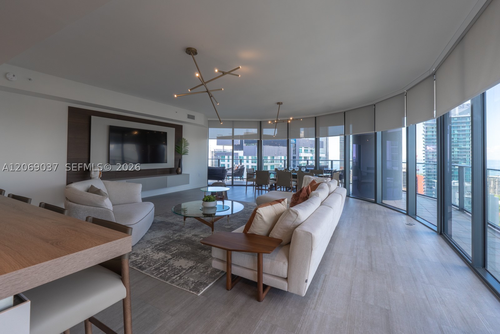 1000 Brickell Plz #4502, Miami FL 33131